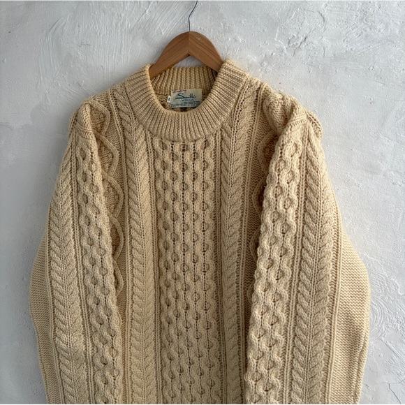 vintage Smith's of Bermuda worsted wool fisherman knit sweater - Picture 3 of 12